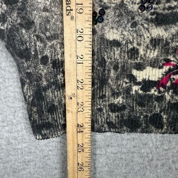 Erez Women's Medium Grey Lambs Wool Angora Hair Pullover Sweater Animal Print - Picture 4 of 9